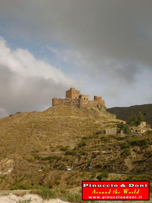 Yemen - From Sana'a to Taiz - 02.jpg